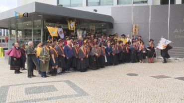 Confraria da Amadora Celebra 20 Anos e Acolhe Novos Confrades 