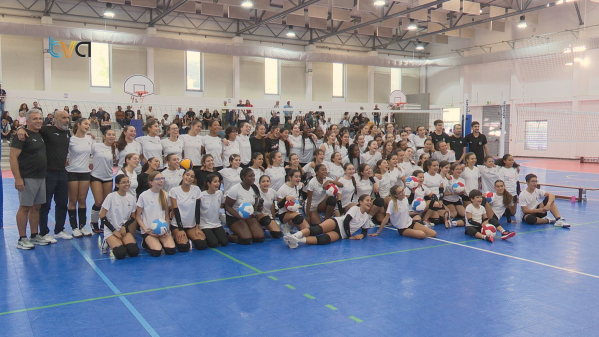 Académica da Amadora Apresenta Equipas de Voleibol Com Ambição